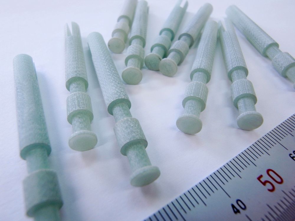 ガラス入り樹脂加工品